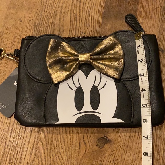 New w/ tags Bioworld Minnie Mouse clutch/wristlet purse - Picture 6 of 7